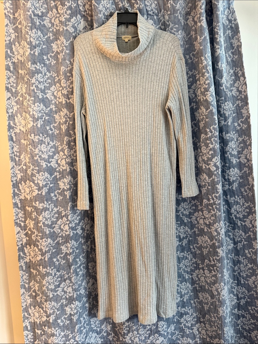 DONNI. Ribbed Turtleneck Long Sleeve Knit Dress - Light Gray